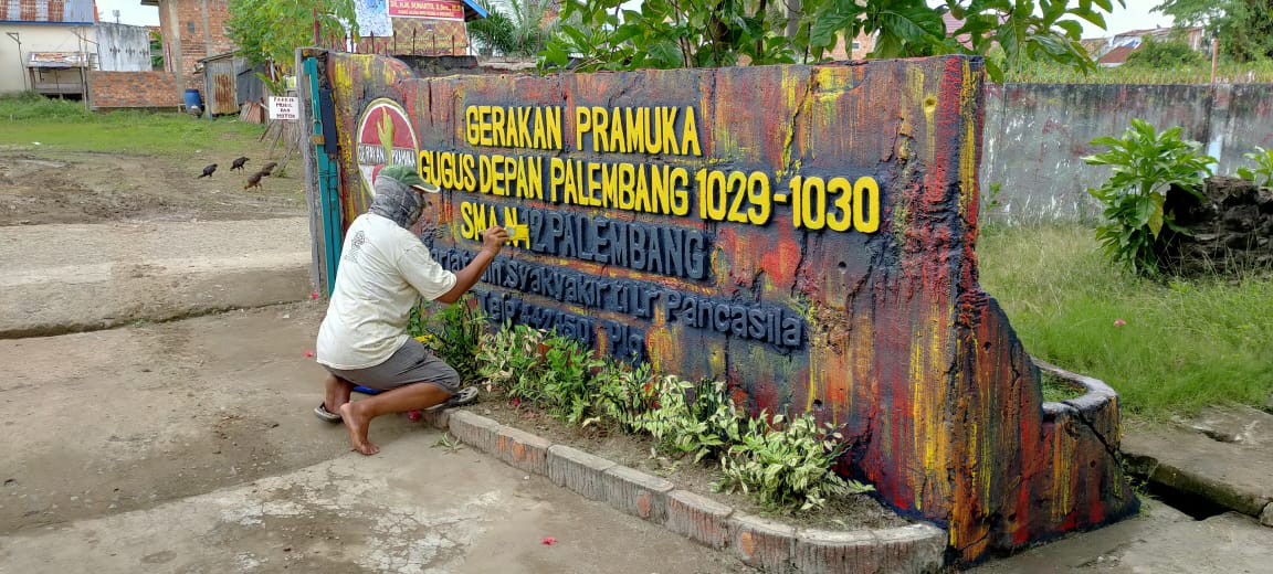 Pengecatan taman