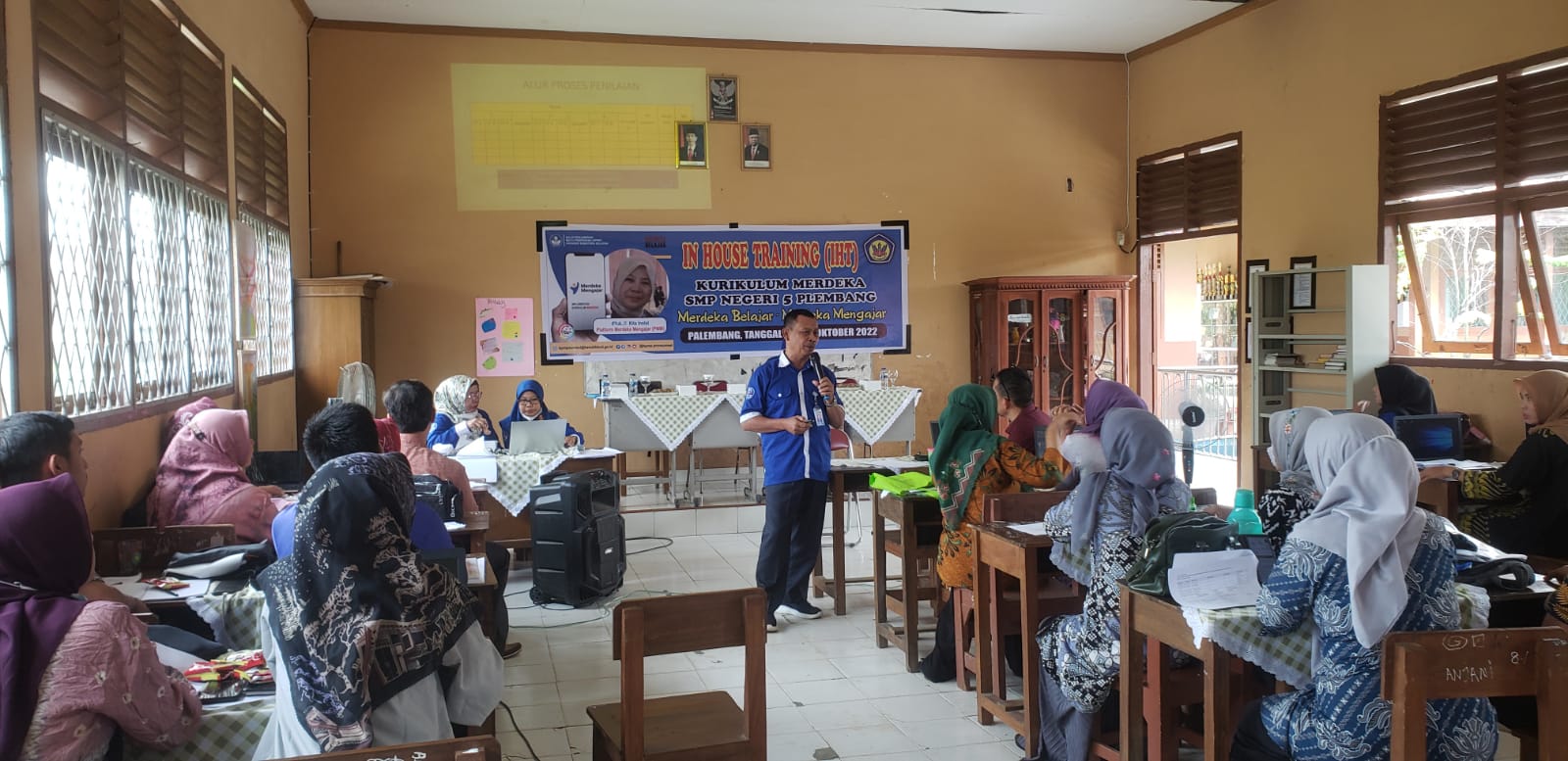 IHT bersama SMP Negeri 5 Palembang